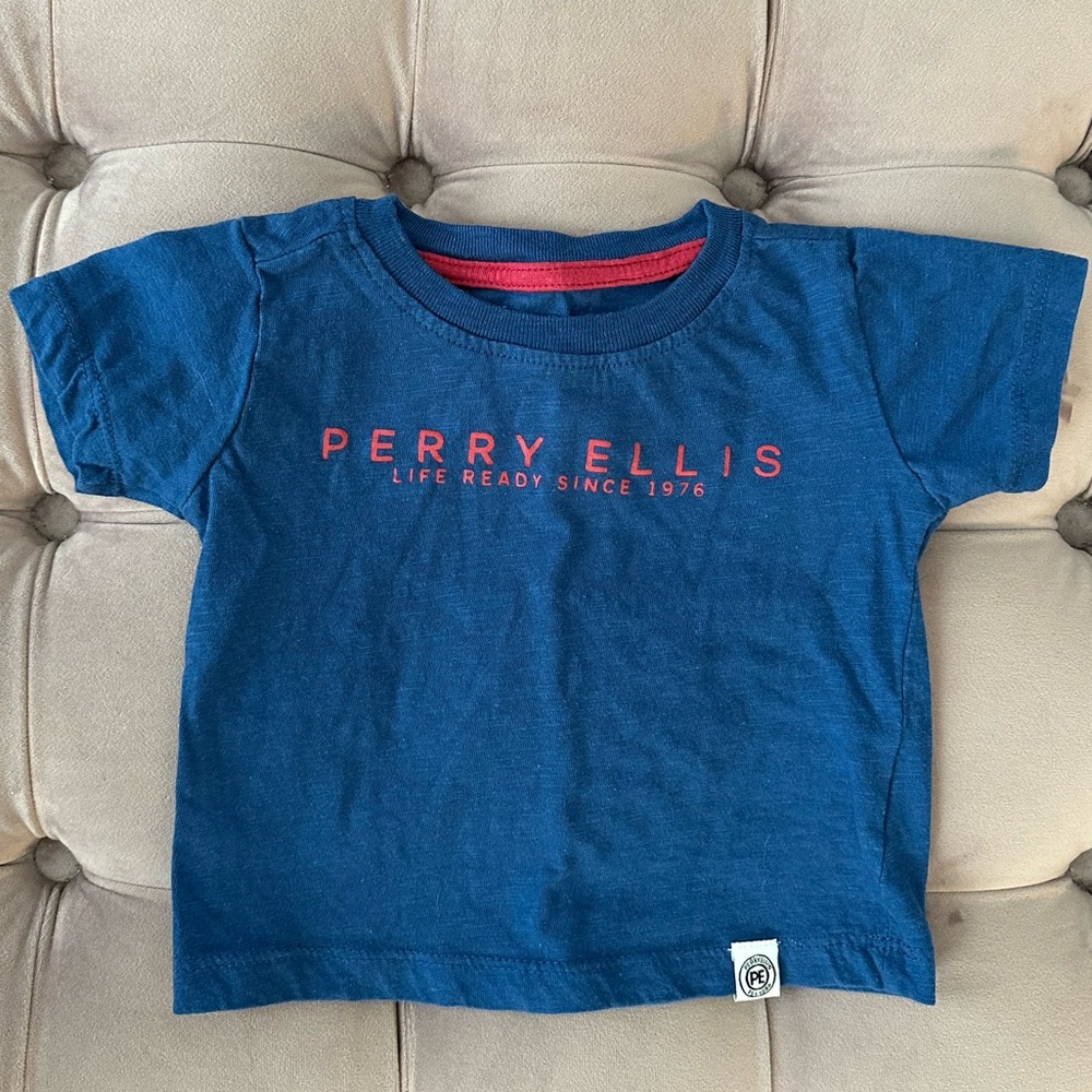 Perry Ellis T-shirt